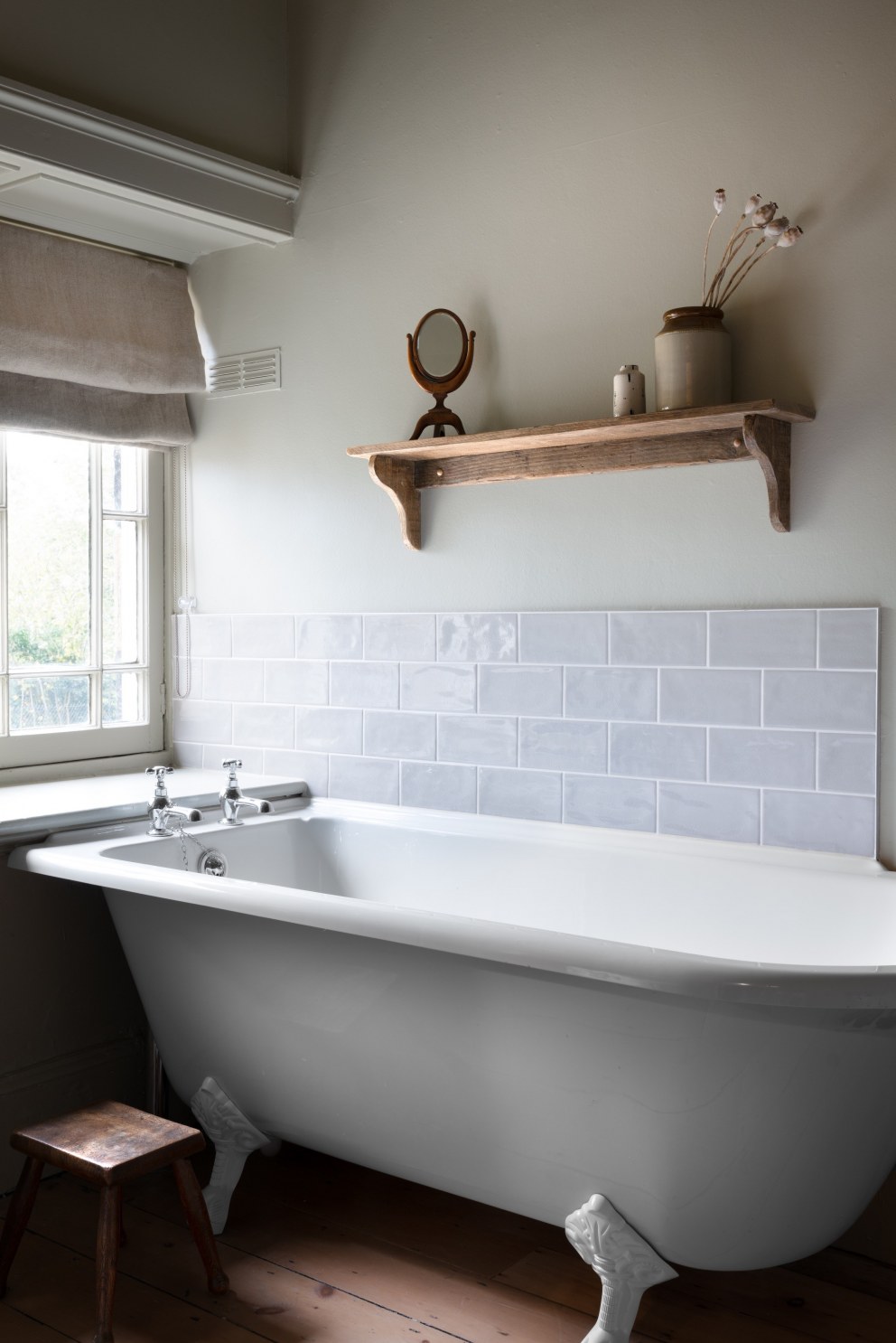 Boutique Holiday Let in a Grade II listed Hall | Ensuite Bathroom in grade 2 listed hall | Interior Designers